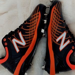 Baseball cleats
